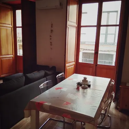 Plaza Del Tossal Apartment *
