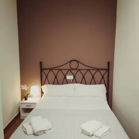 Plaza Del Tossal Apartamento *